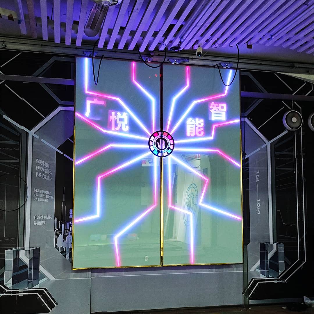 电竞酒店科技大门