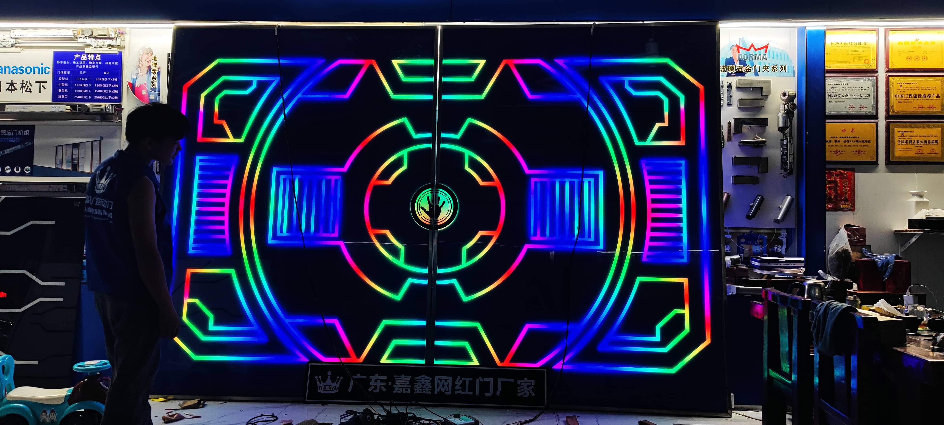 科幻机械建筑星际飞船太空舱任意穿梭门 嘉鑫