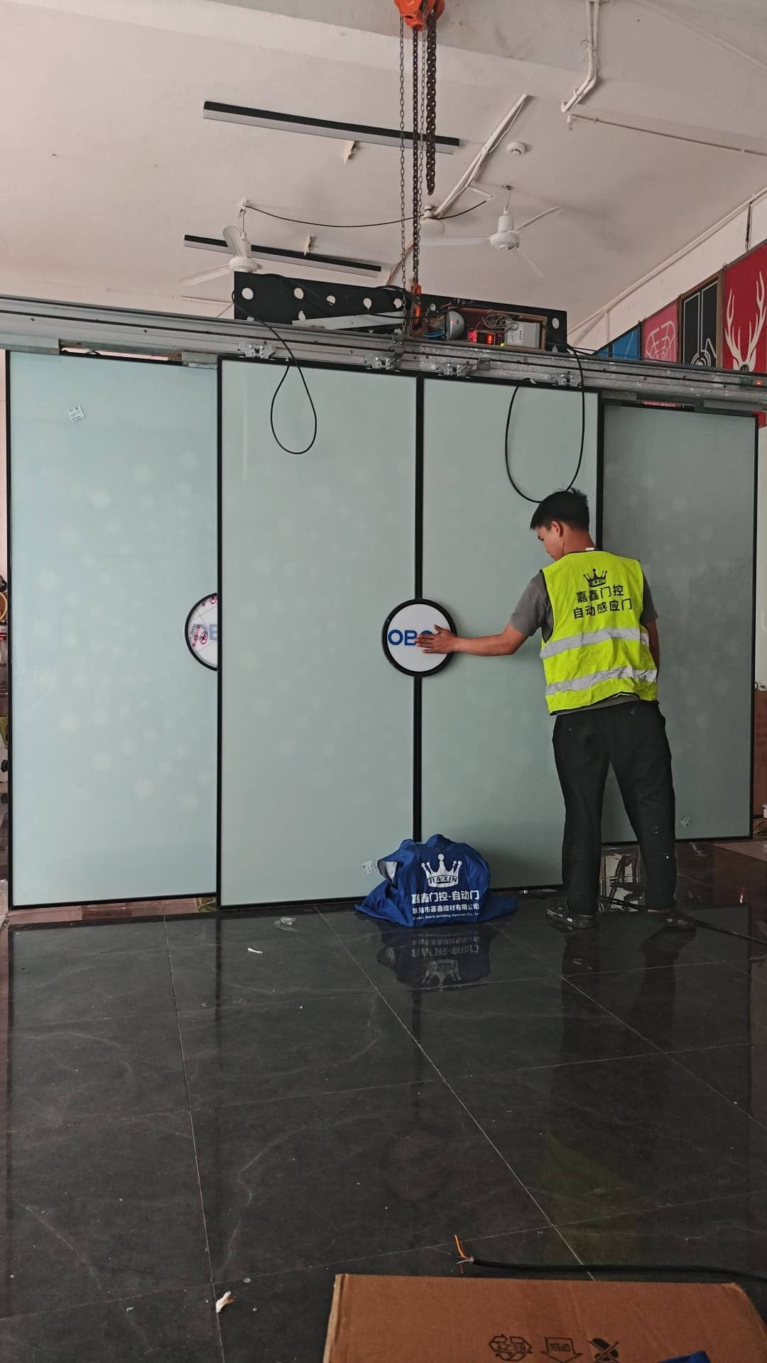 科幻激光电子机关科技门