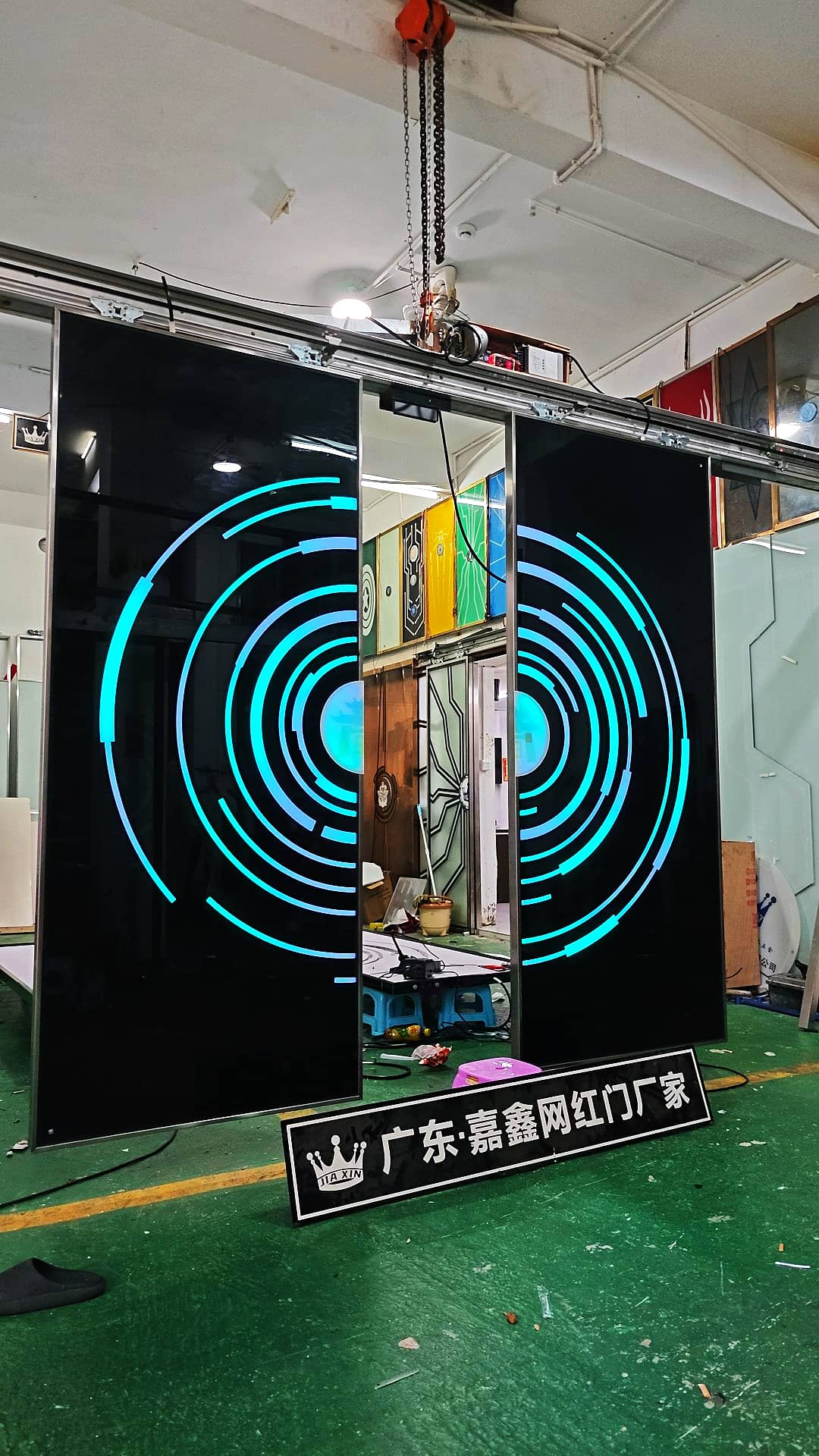 蜘蛛科技门 酒吧手掌自动发光门