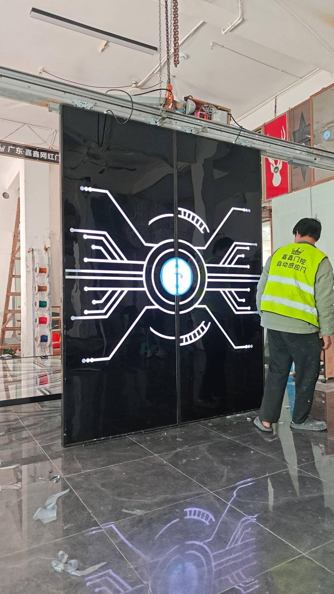 智能互动科幻科技门