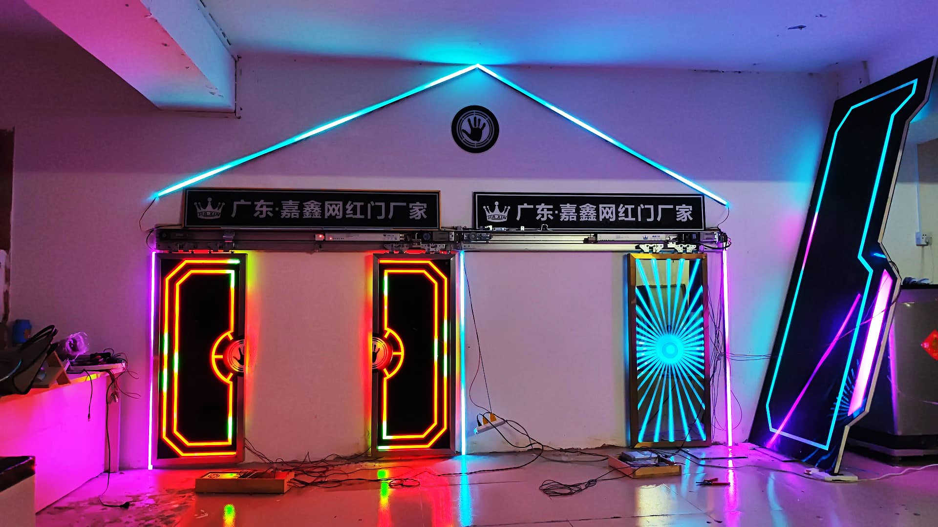 智能科技网红门