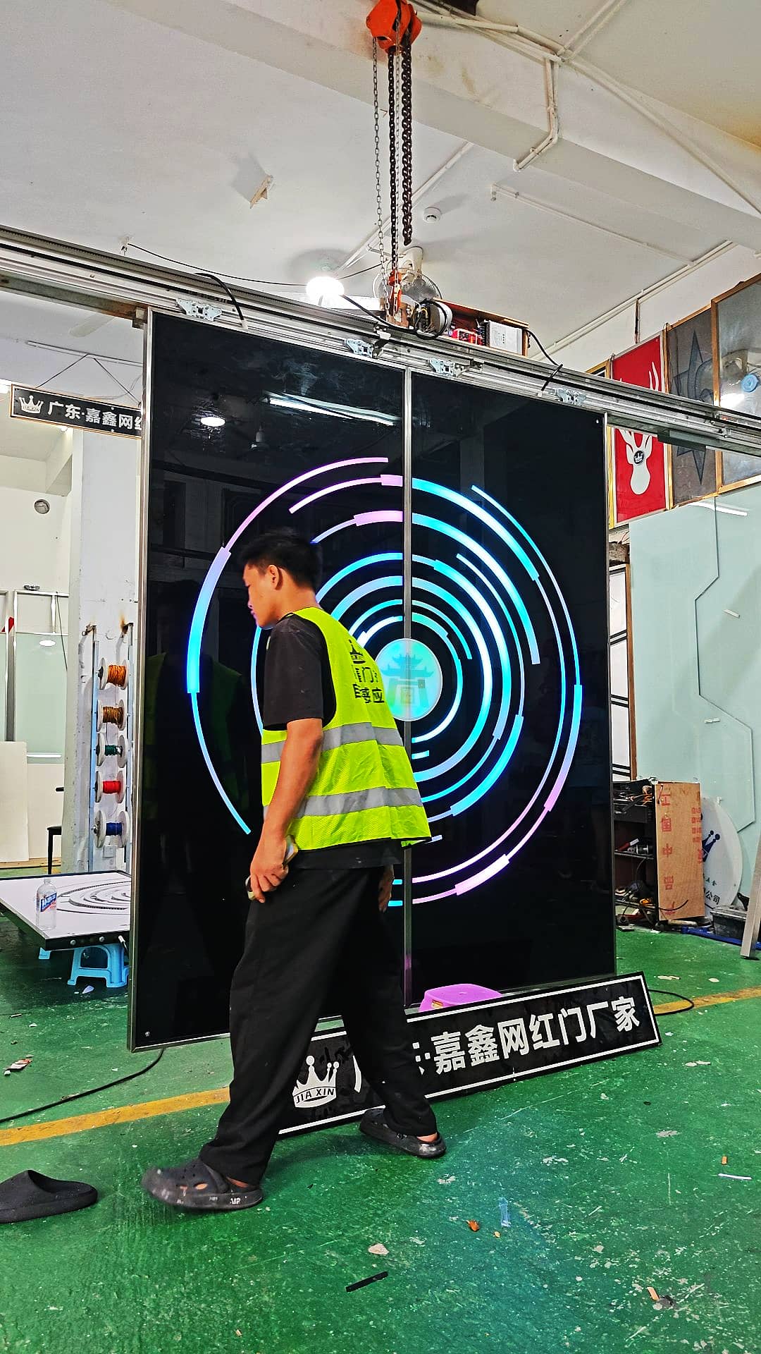 智能手掌触摸自动门嘉鑫生产厂家